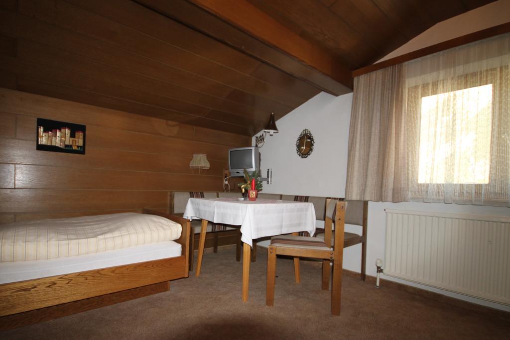 Bed and Breakfast Haus Geiger à Scharnitz Extérieur photo